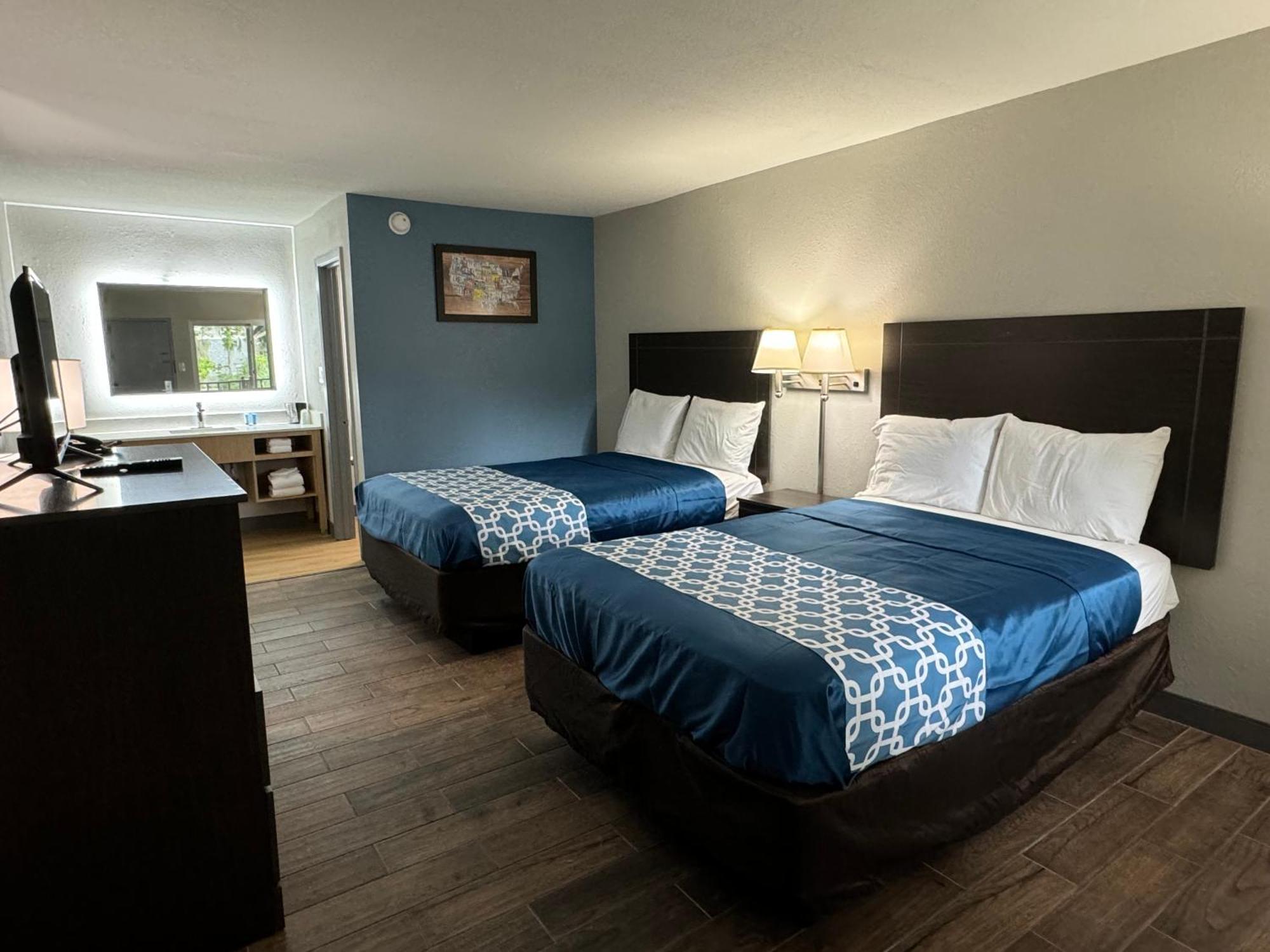 Travelodge By Wyndham Gainesville Esterno foto
