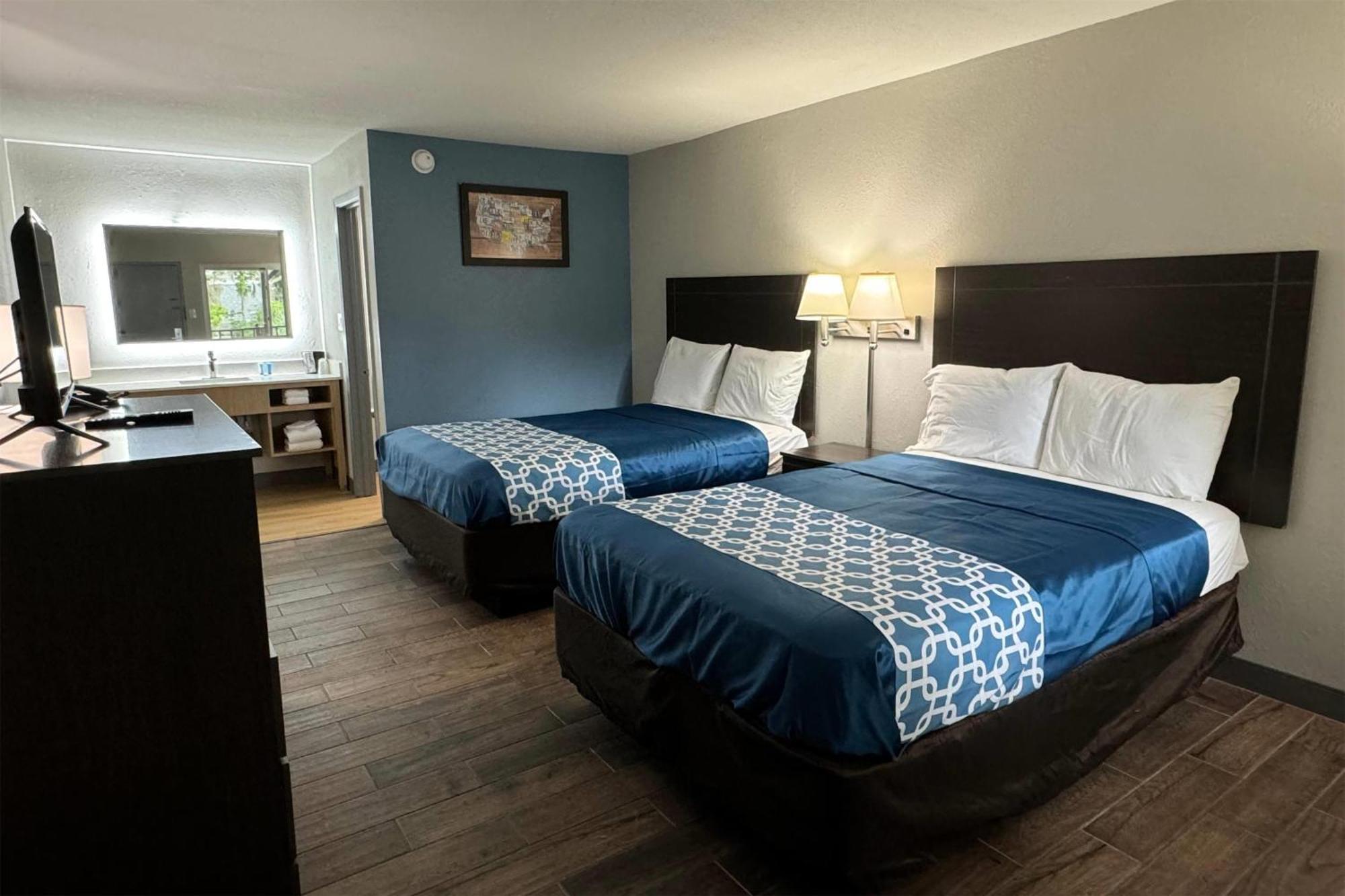 Travelodge By Wyndham Gainesville Esterno foto